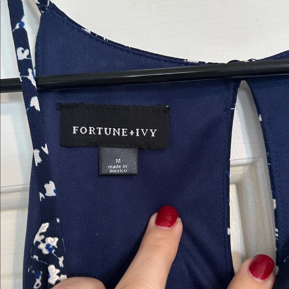 Fortune and Ivy navy and white floral dress size medium women’s - Picture 4 of 5